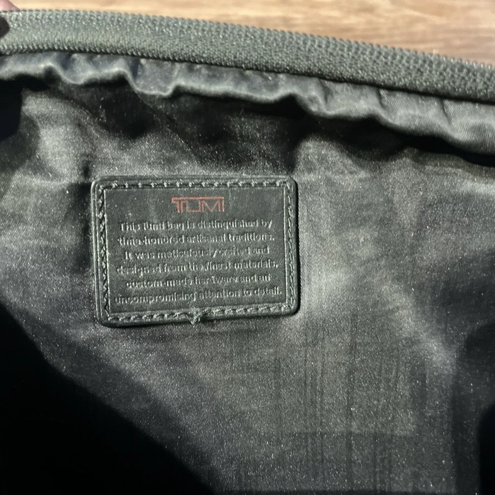 Tumi alpha 96141dh2