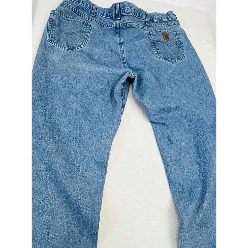 Carhartt during fit flaws