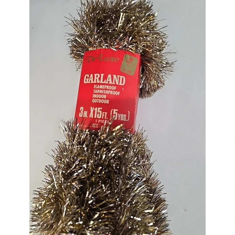 Vntg De Luxe Tinsel Garland 15 Ft. X 3