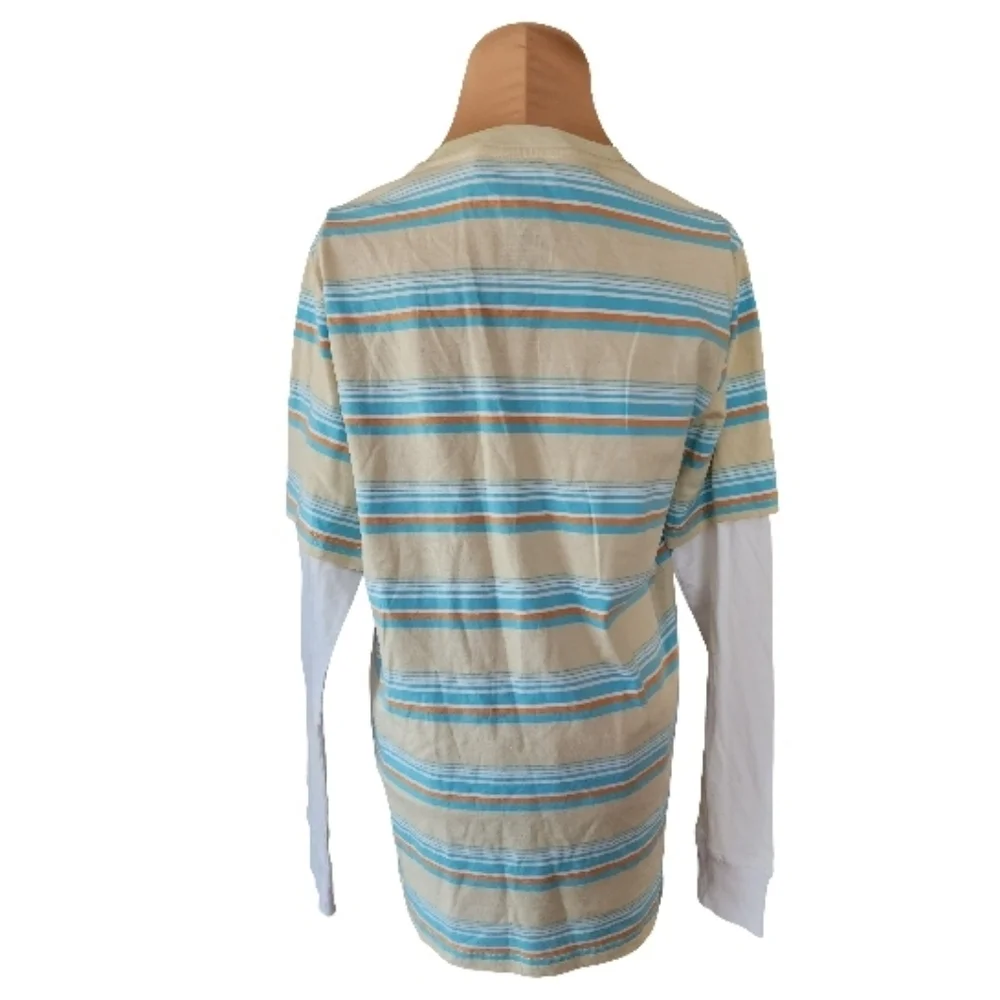 Hello Kitty & Friends Kawaii Mart Striped Tee XS BoxLunch 2022 Sanrio Cute‎