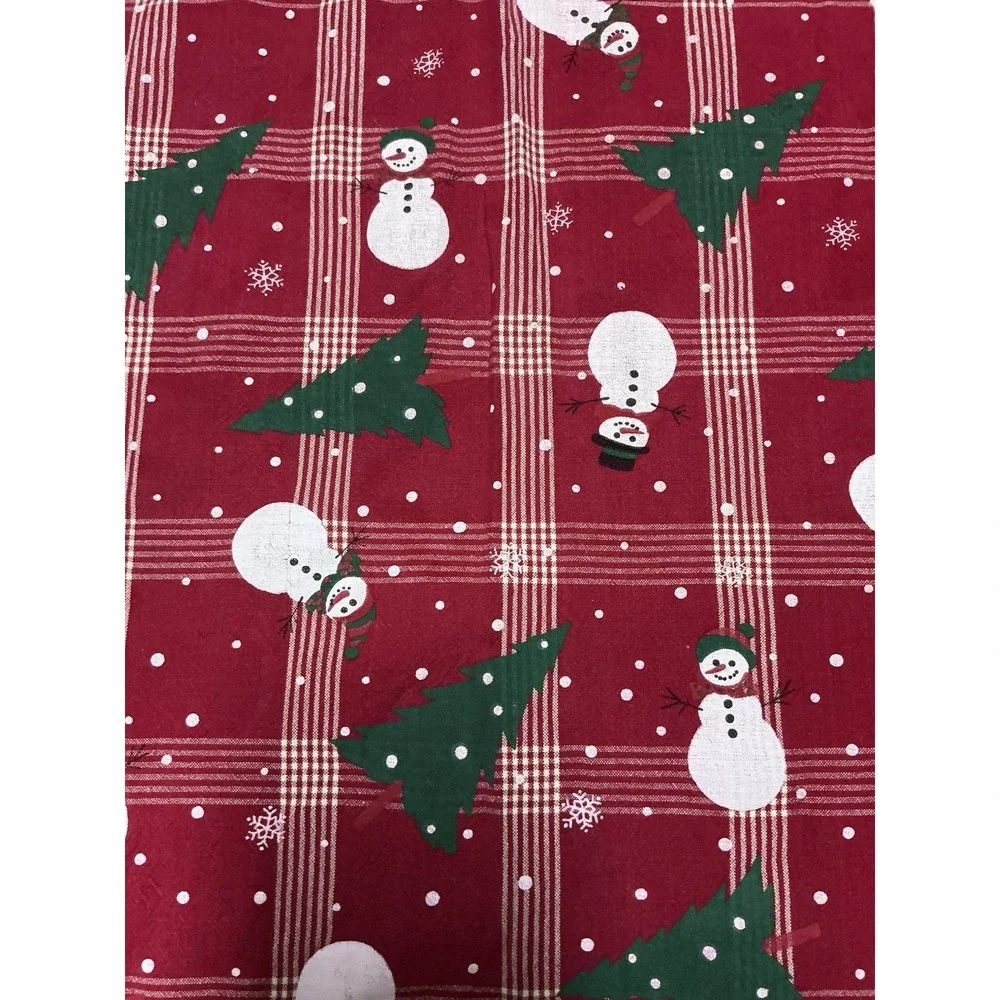 Christmas Tree and Snowmen‎ Tablecloth 56x76