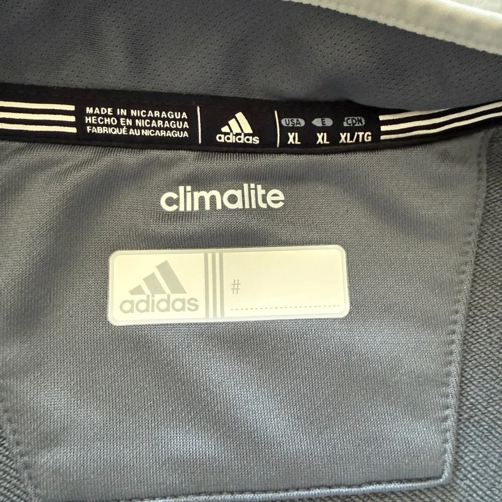 Adidas Climalite XL Gray 1/4 Zip Short Sleeve Pullover Red‎ W Logo