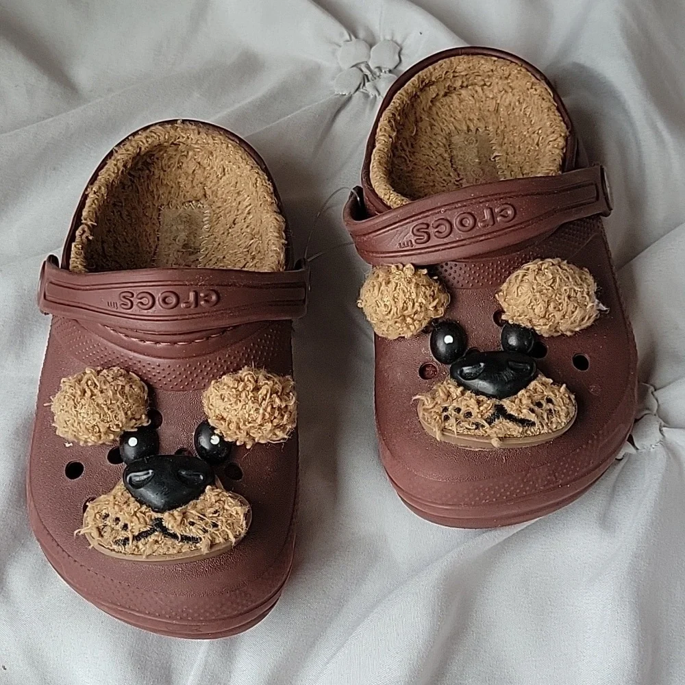 CROCS Kids Brown Fuzzy-Lined Clog with Puppy Charm