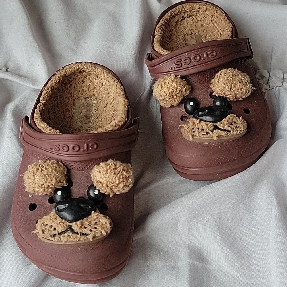 CROCS Kids Brown Fuzzy-Lined Clog with Puppy Charm