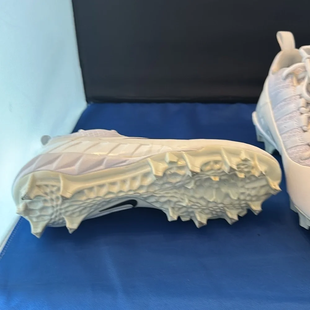 Nike not only white