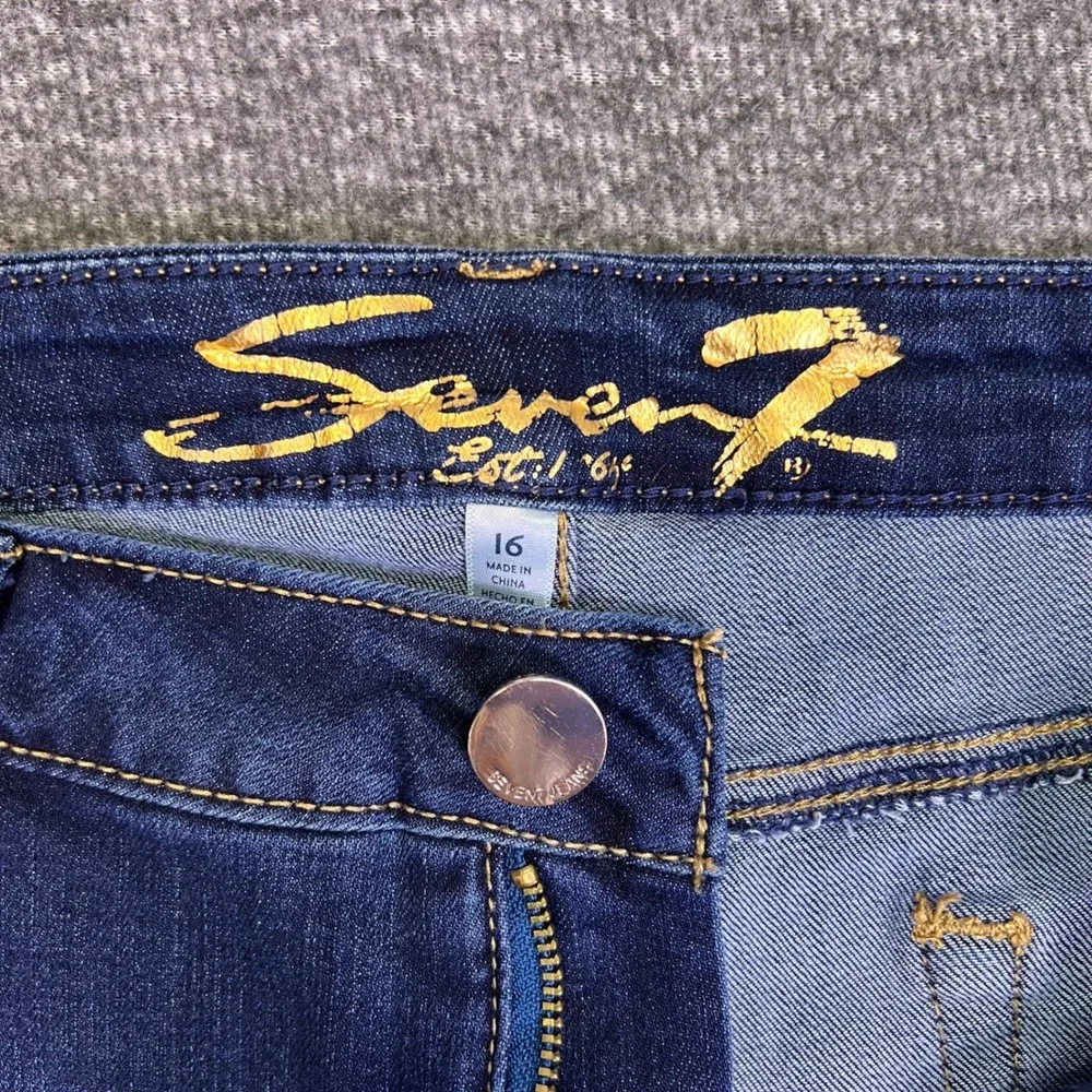 Seven7 Shorts Womens 16 Dark Blue Sunset Bermuda Casual Stretch Denim Fits36x10