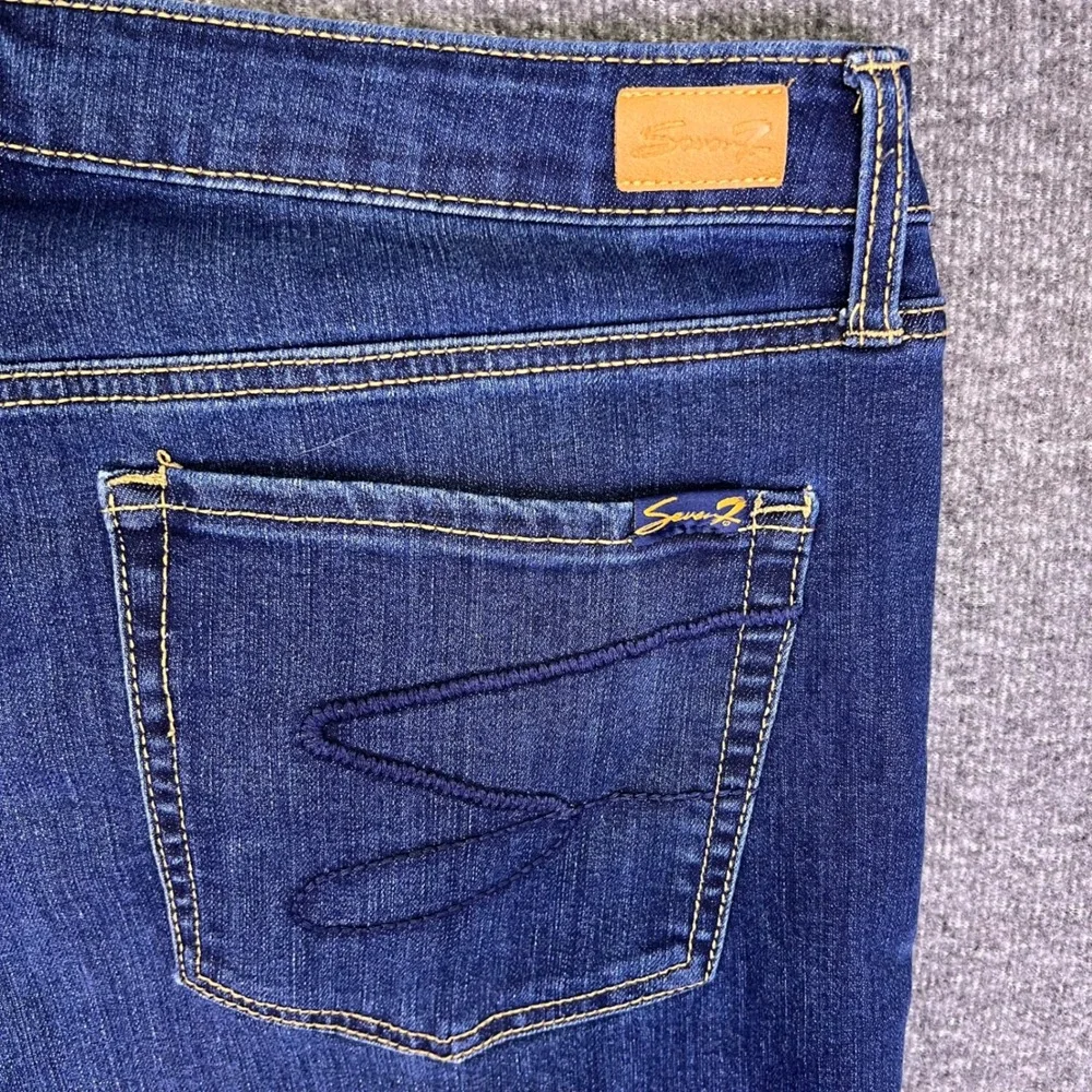 Seven7 Shorts Womens 16 Dark Blue Sunset Bermuda Casual Stretch Denim Fits36x10