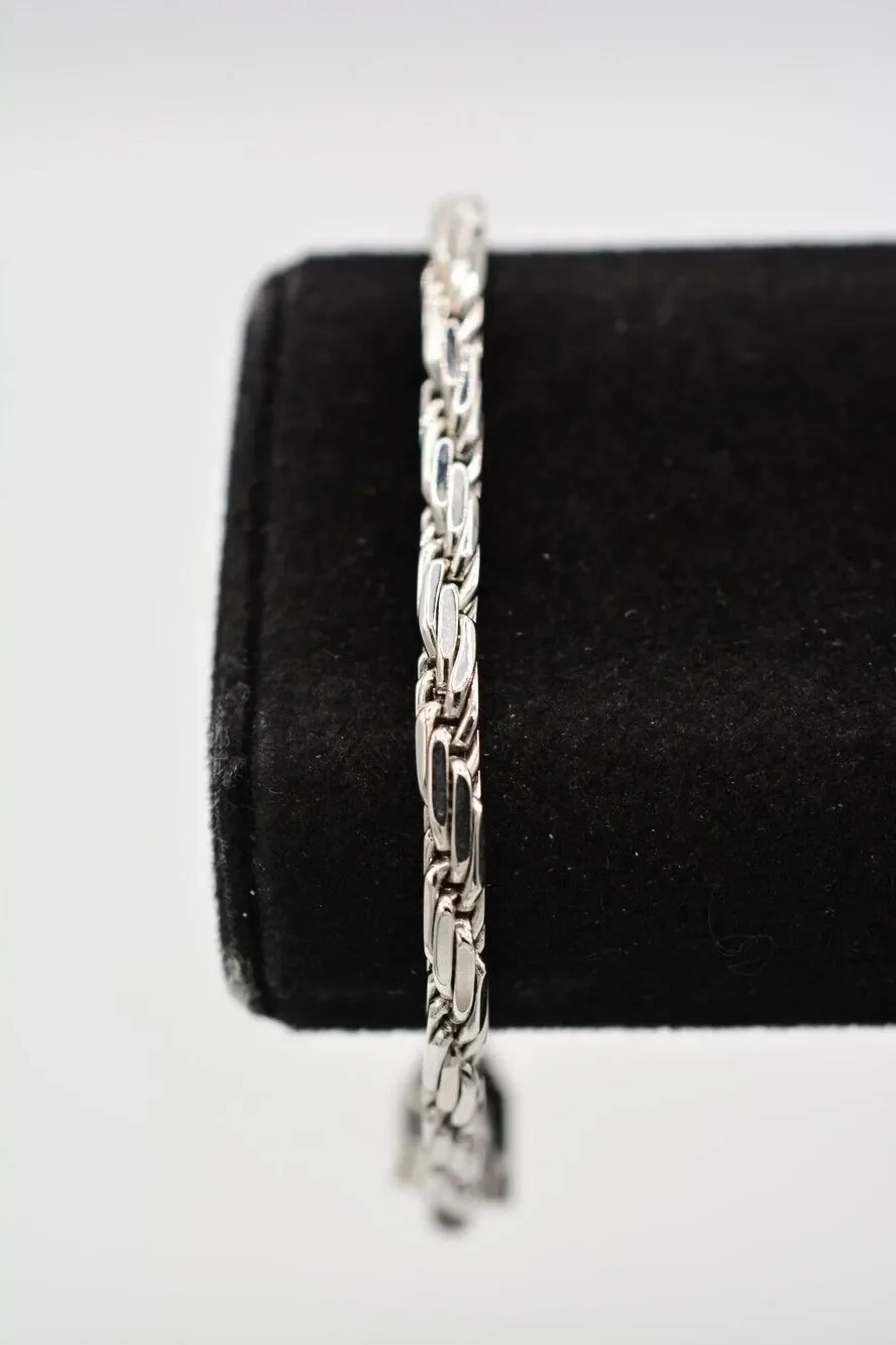 Nina Ricci Vintage Bracelet Silver Tone Metallic Shiny Linked Chain Signed BinAD