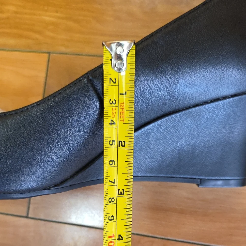 Clarks synthetic fabric