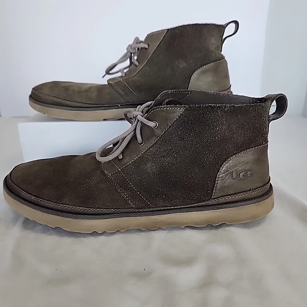 UGG these neumal