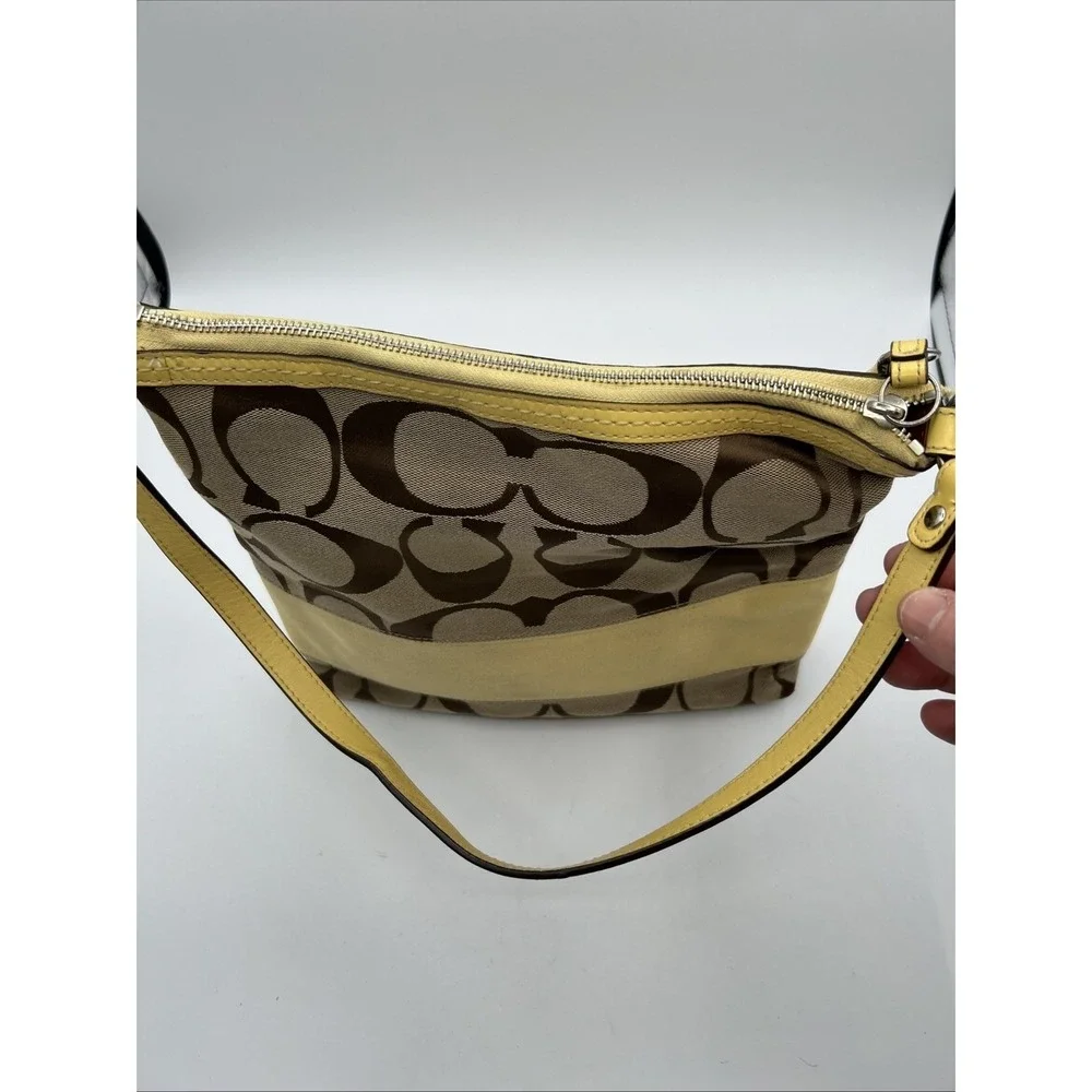 Coach shoulder bag