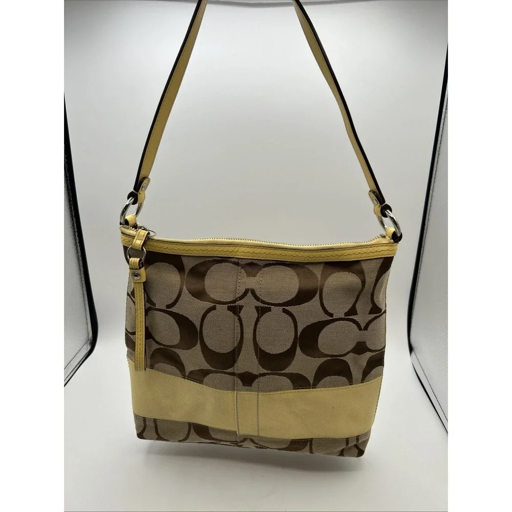 Coach shoulder bag