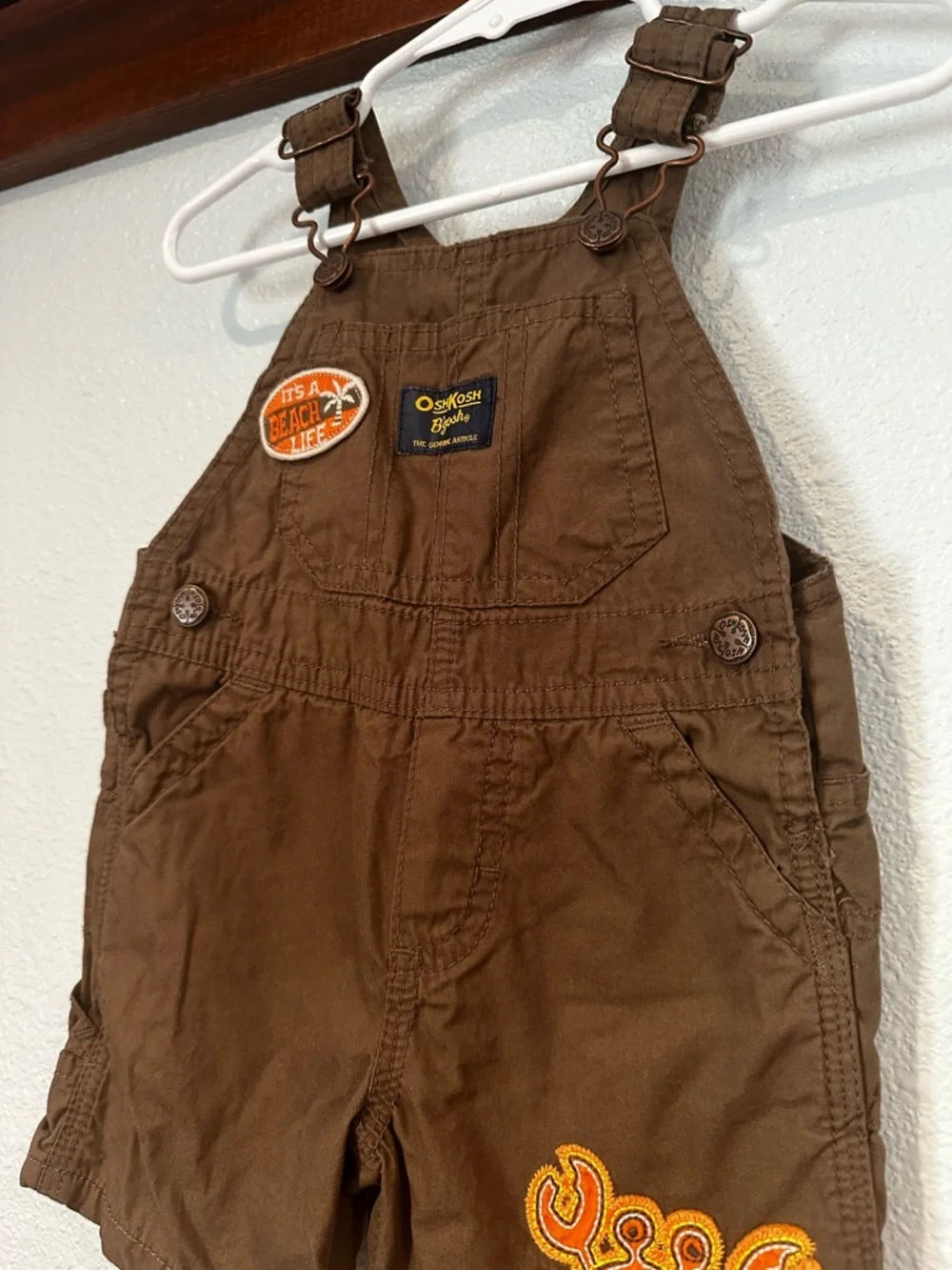 OshKosh B'gosh Baby Boy Brown Shortall with Orange Crab and Beach Patch Size 9M