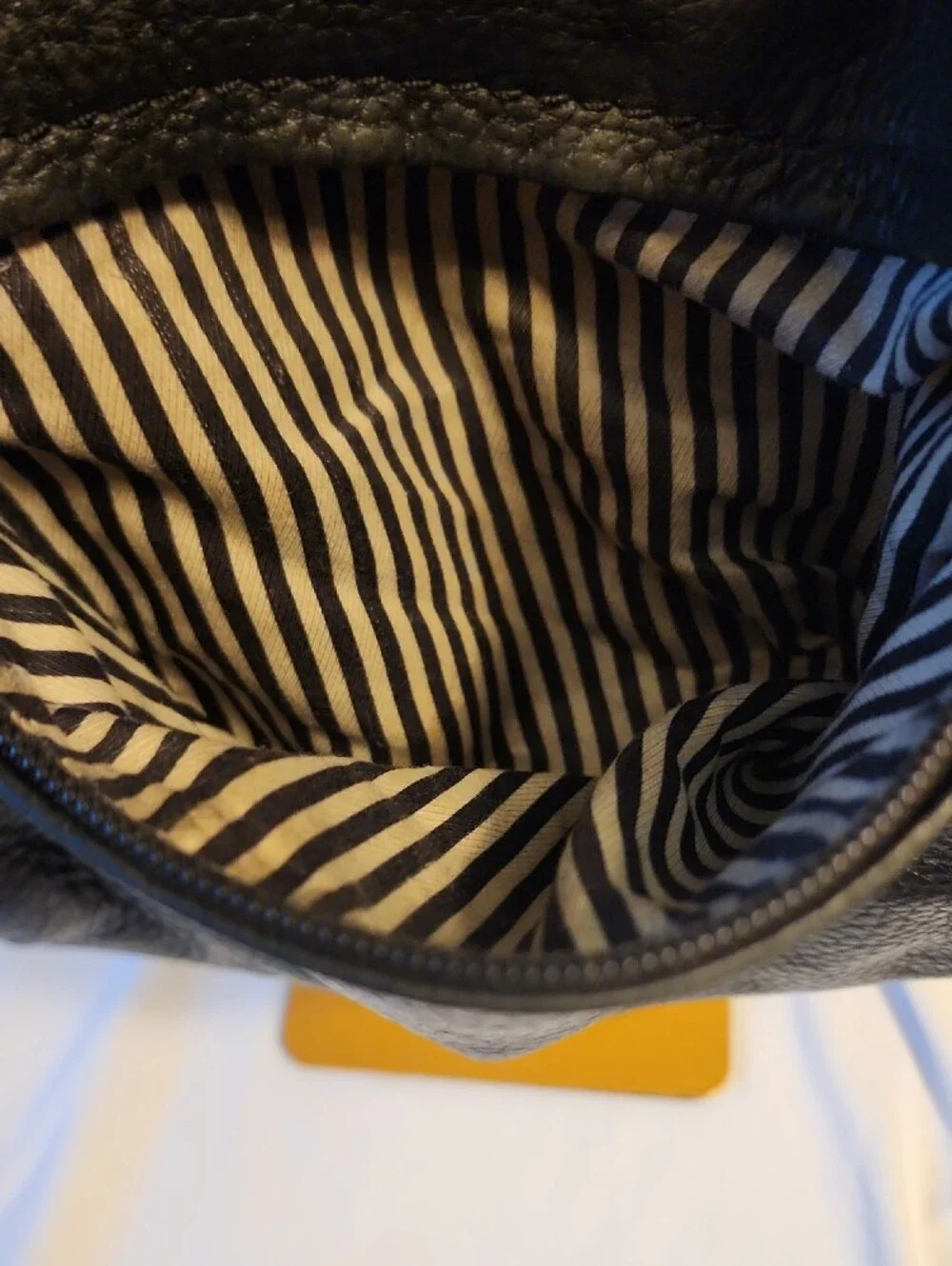 kate spade classic pebbled