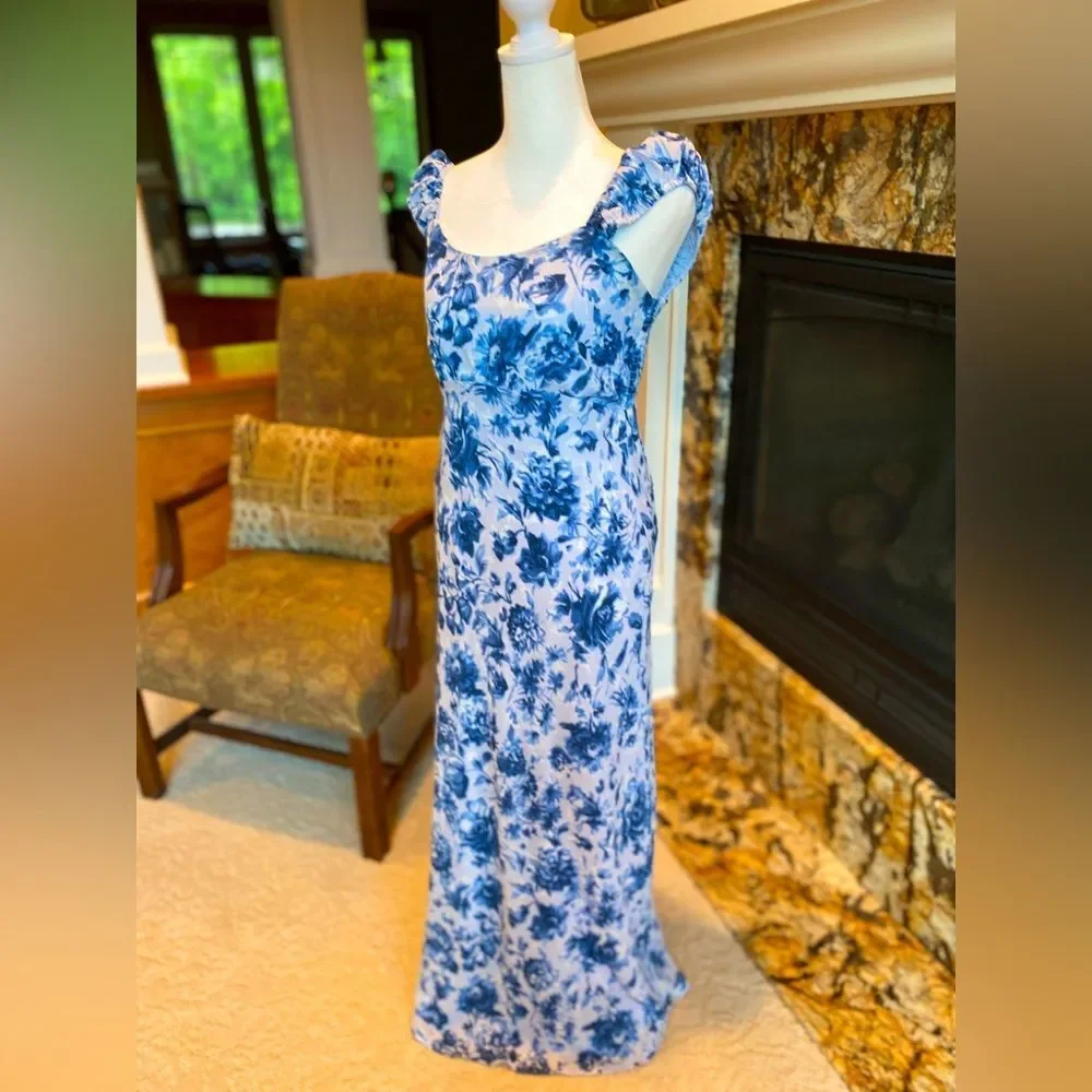 Abercrombie & Fitch chic dress