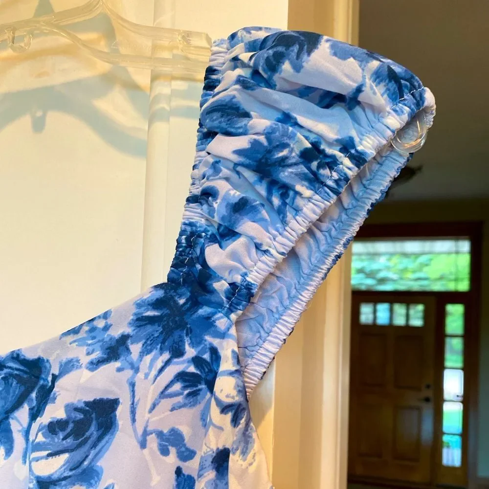 Abercrombie & Fitch chic dress