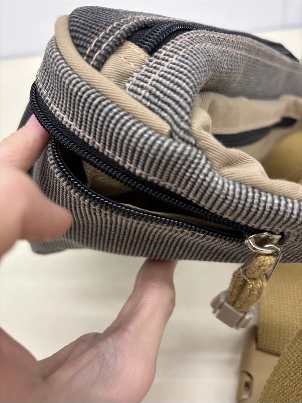 No brand unbranded gray