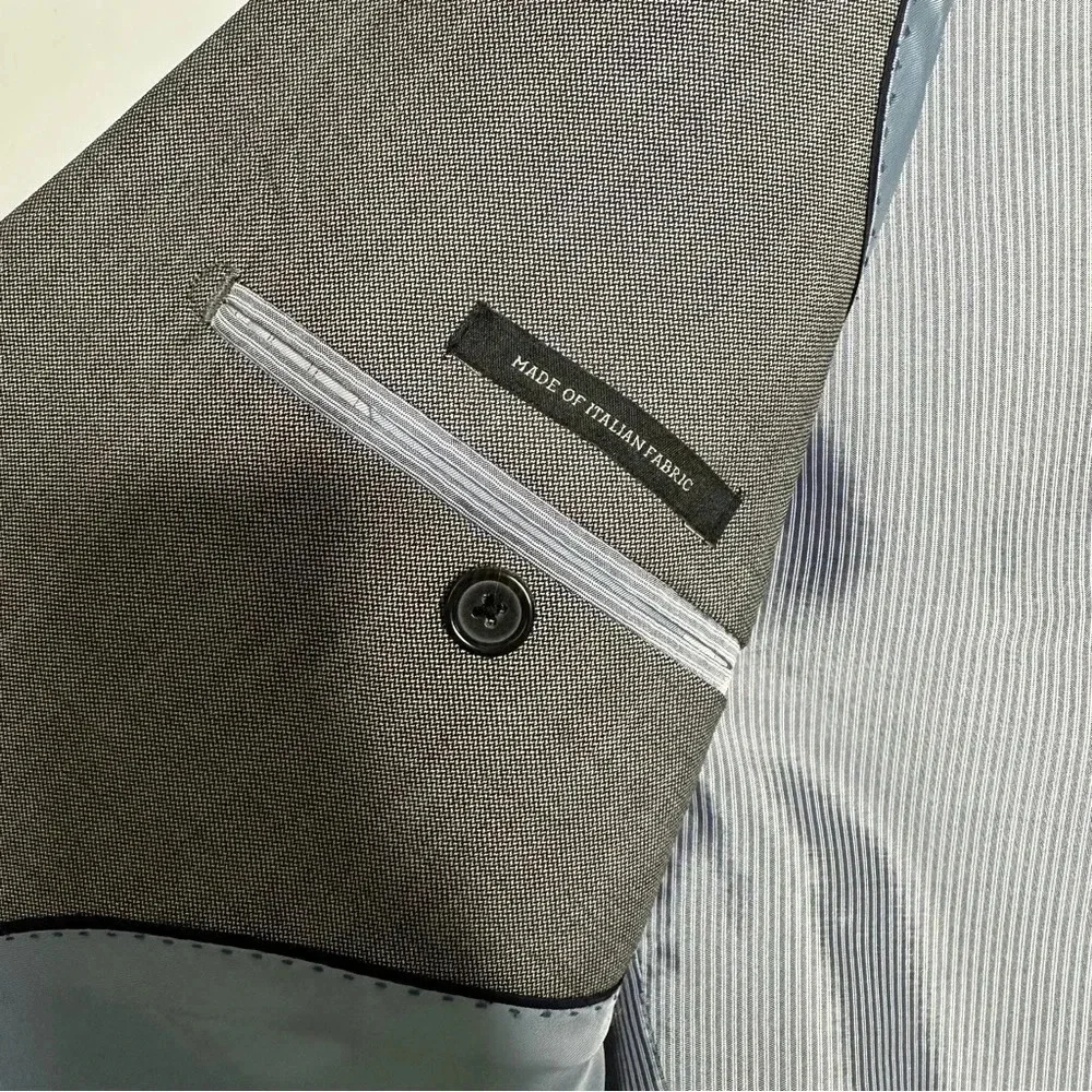 Banana Republic Gray Tailored Fit Wool Blazer Size 40R