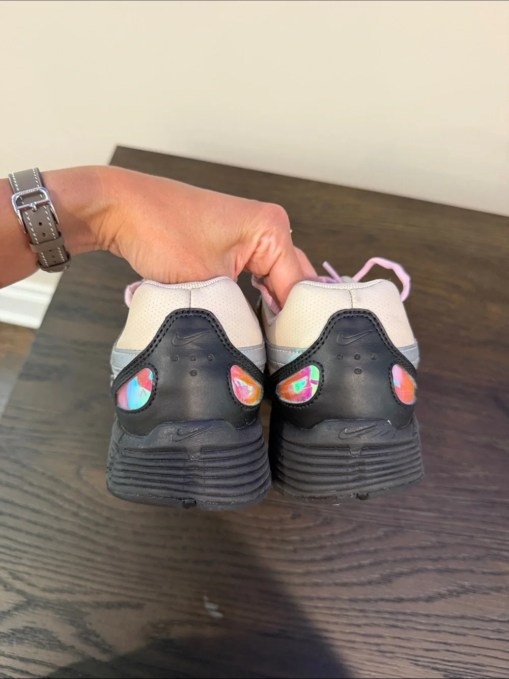 Nike lightweight sneakers
