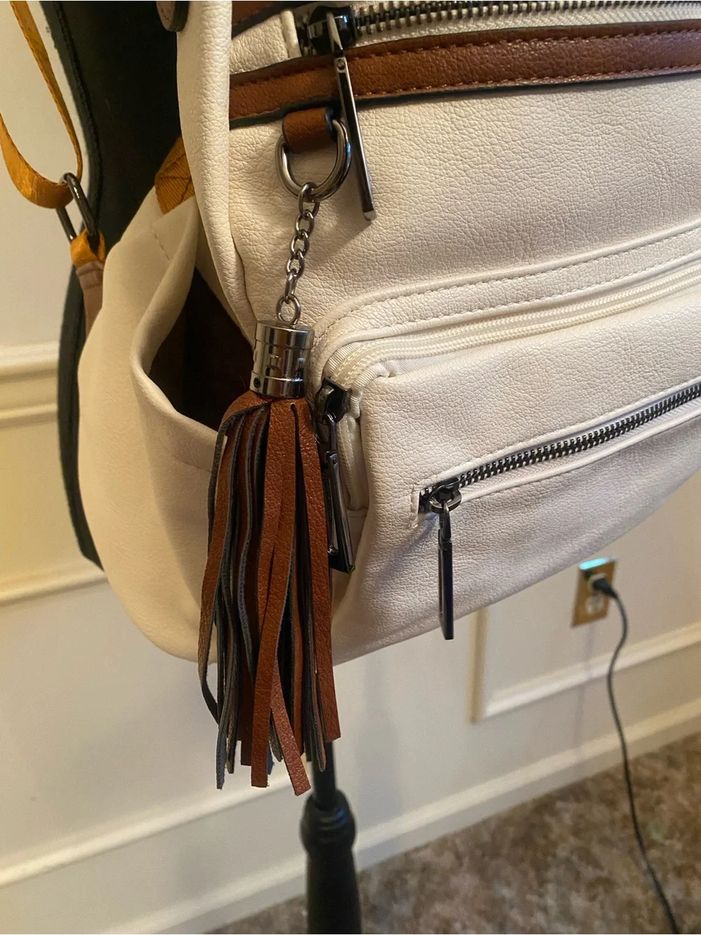 Shrrie cream backpack