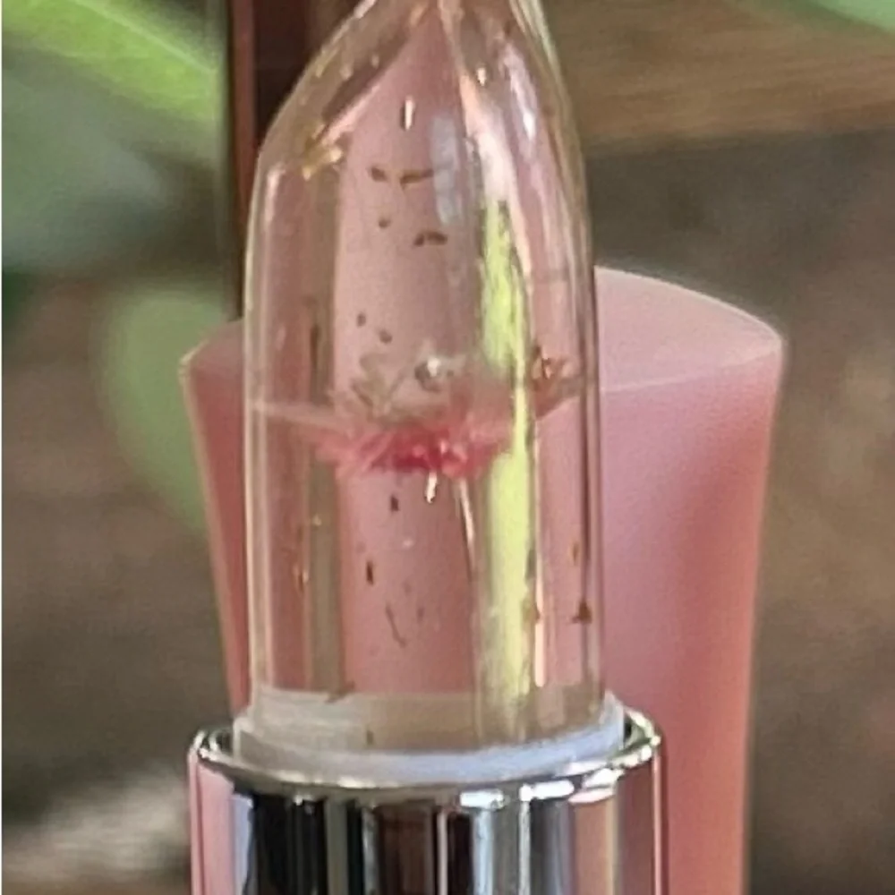 Lipstick Temperature Changing