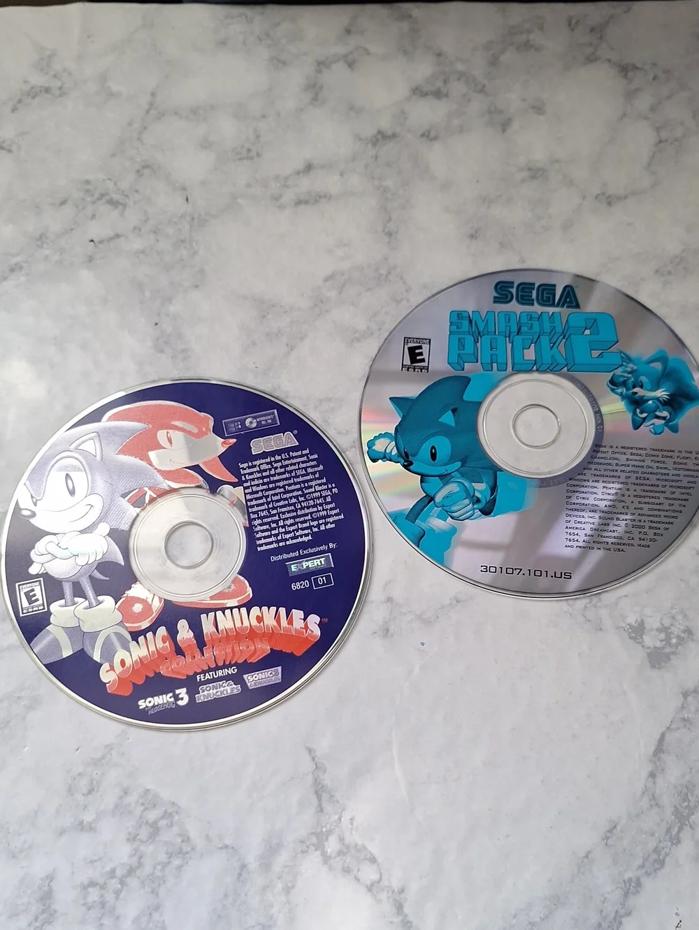 Sonic & Knuckles / Smash Pack 2 PC Game Discs - Blue/Silver