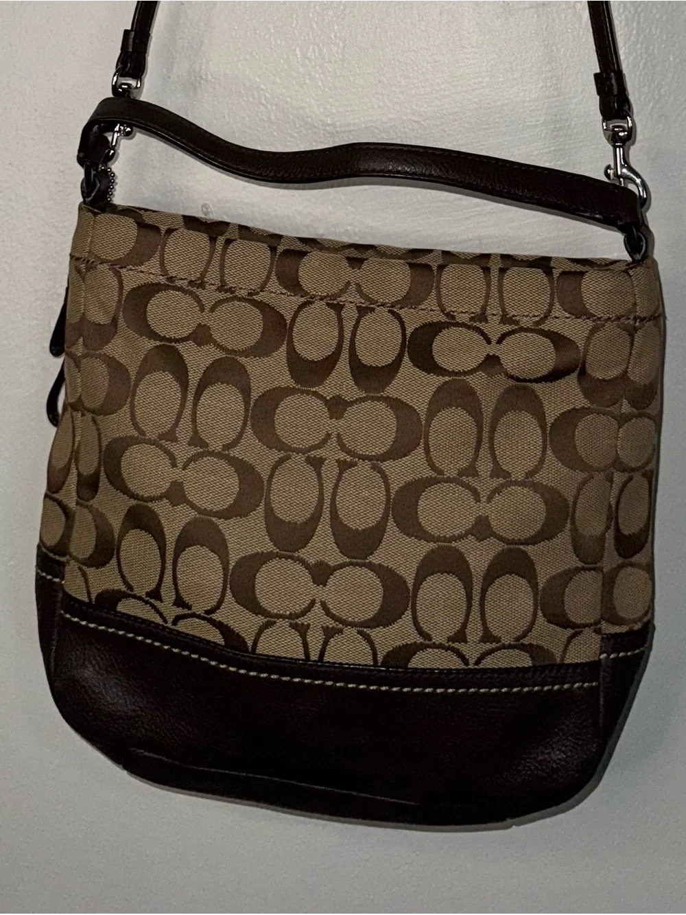 Coach crossbody signature