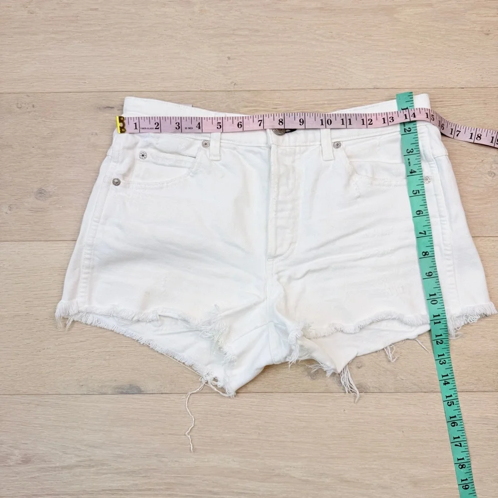 AMO Women's White Denim Shorts