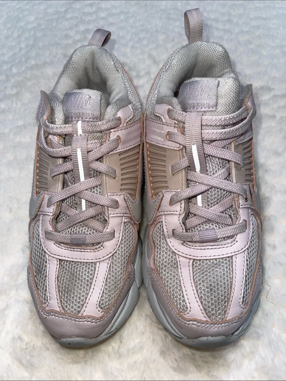 Nike Vomero 5 Pink Mesh Athletic Sneakers