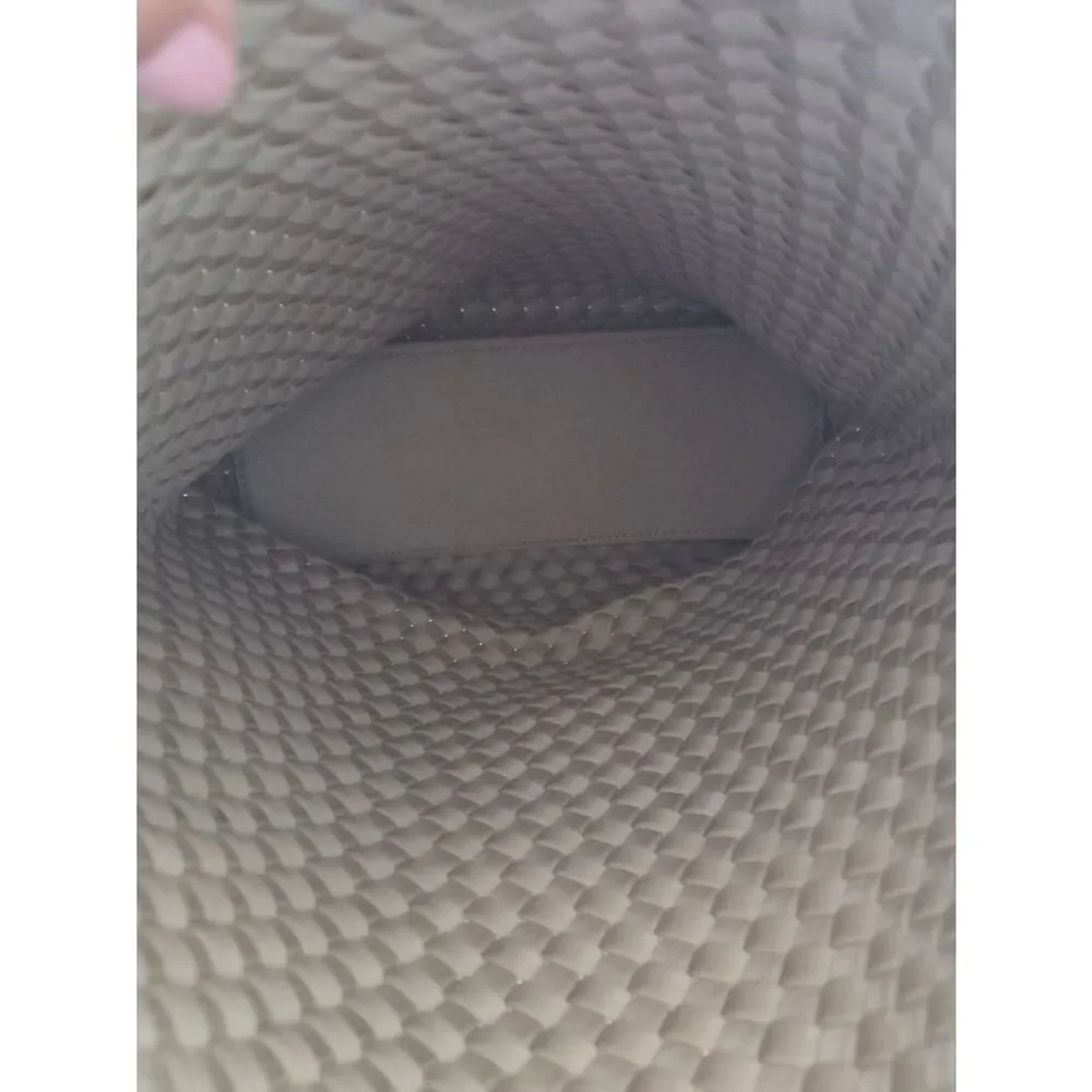 No brand elegant woven