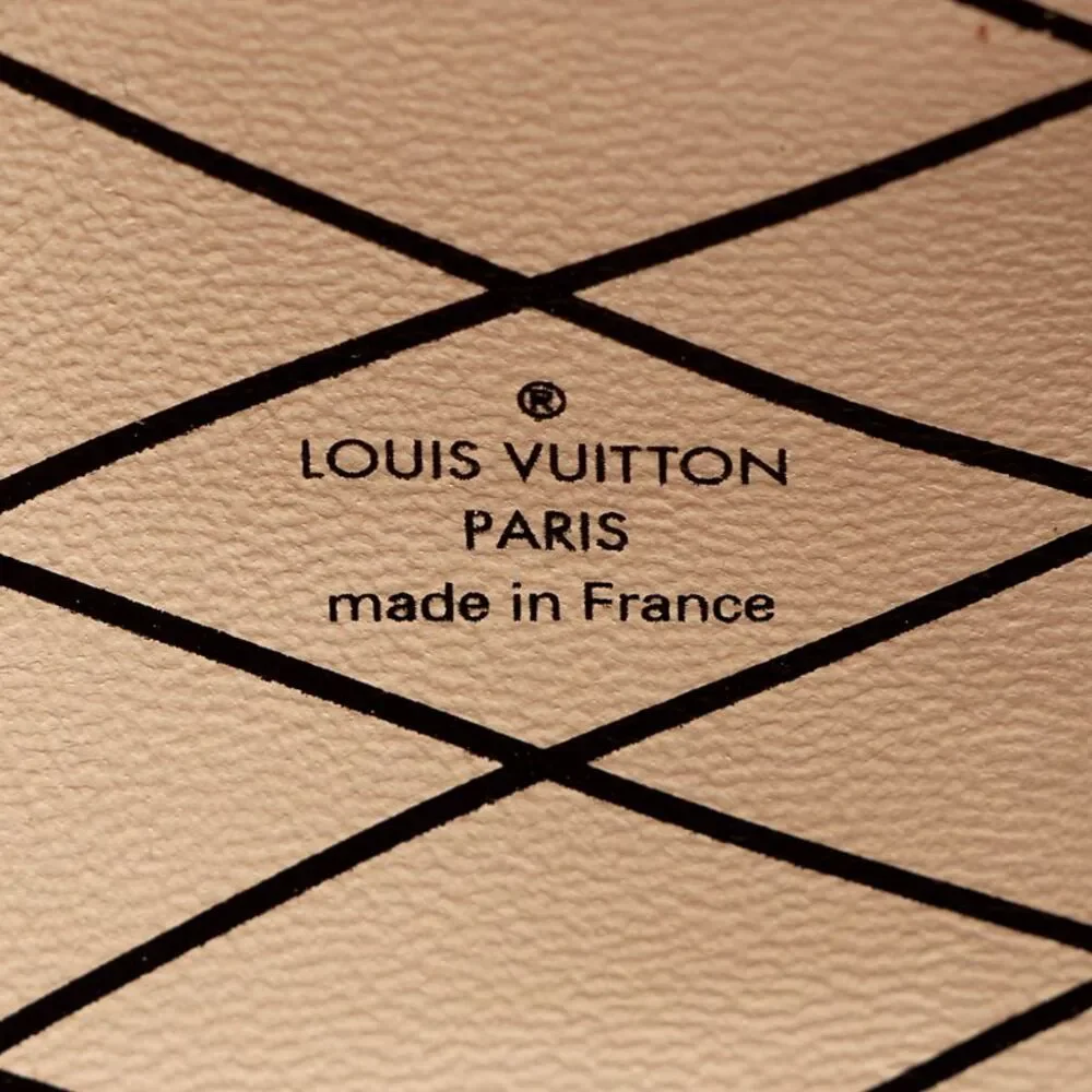 Louis Vuitton marks bag