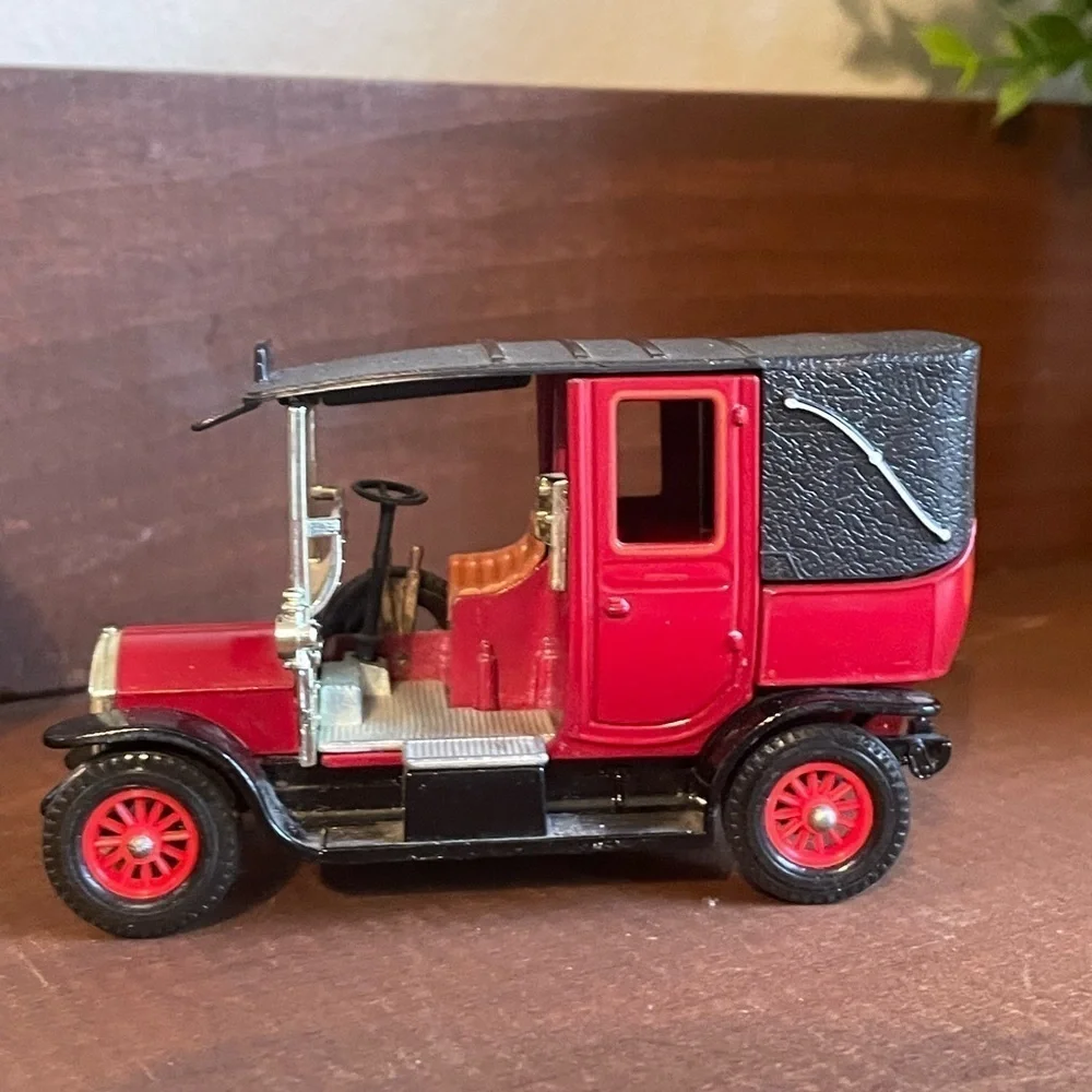 MATCHBOX vintage 1907