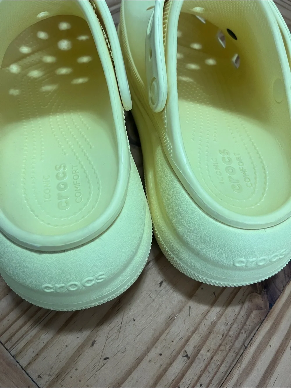 CROCS excellent lightweight