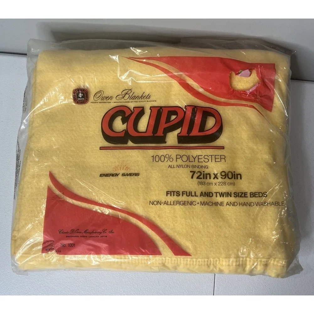 Vintage Cupid Yellow‎ Blanket 72