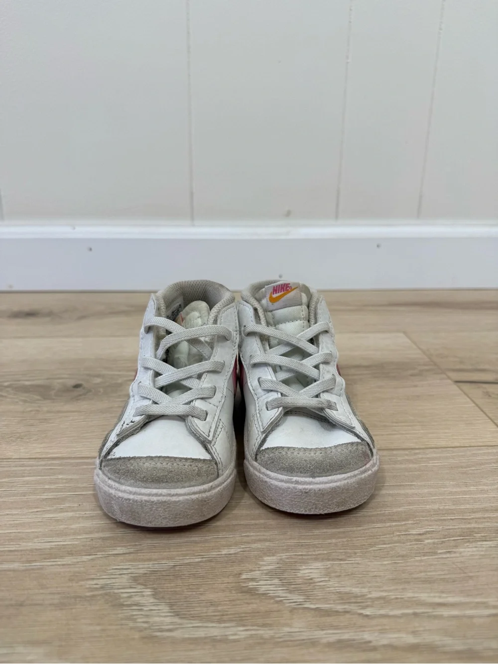 Nike Summit White Pinksicle Blazer Mid ‘77 TD