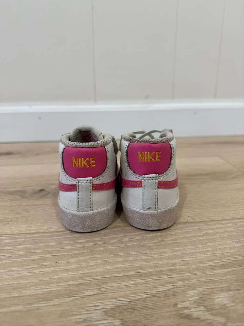 Nike Summit White Pinksicle Blazer Mid ‘77 TD