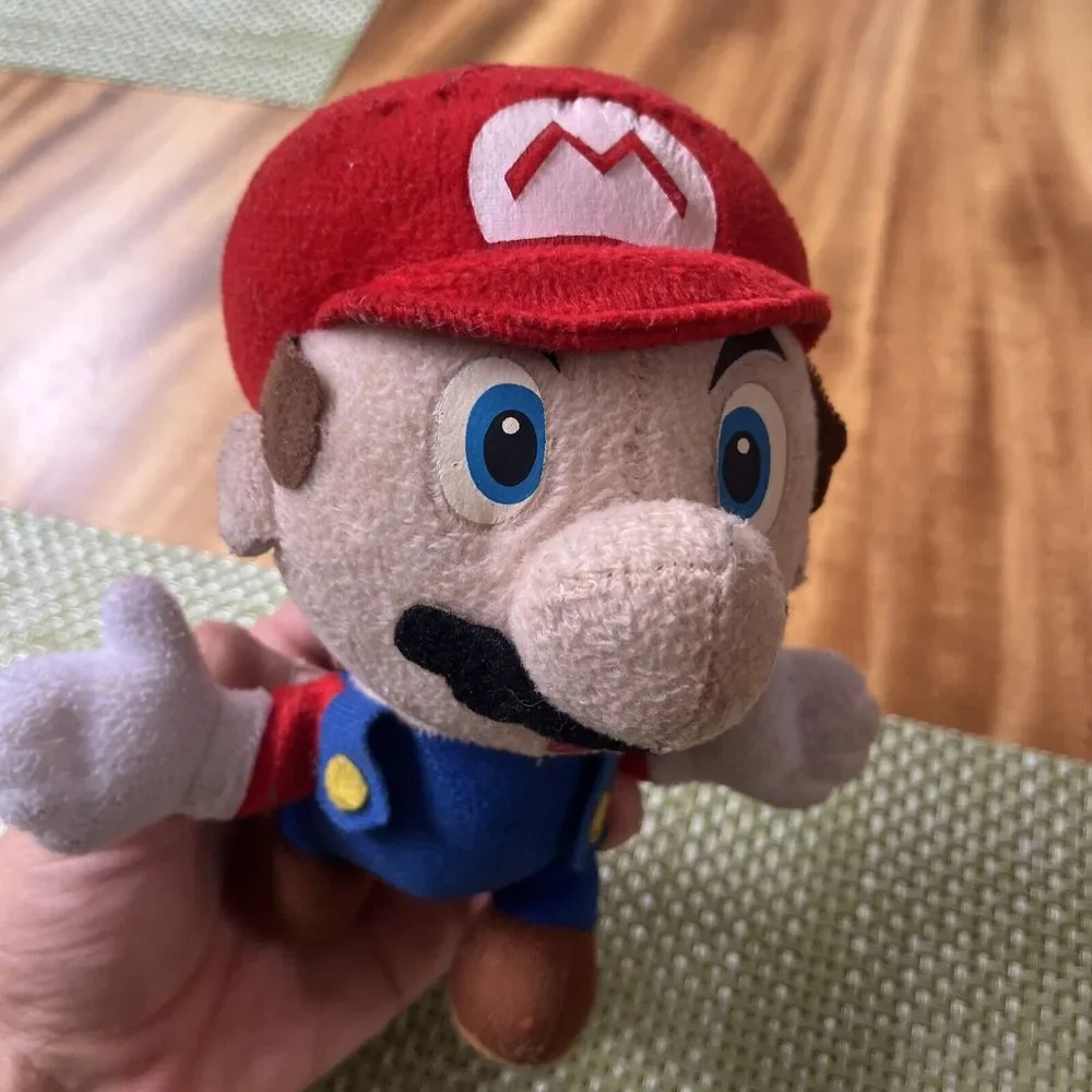 Small Nintendo Super Mario‎ Bros Plush Toy