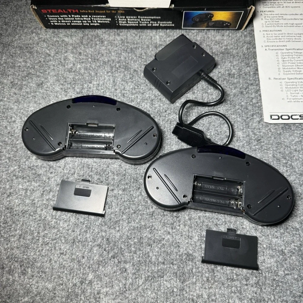 Stealth Infra-Red Joypad‎ Controller for the Panasonic 3DO Complete in Box