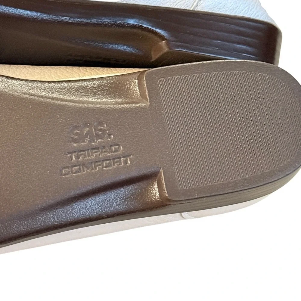 SAS simplify moccasin