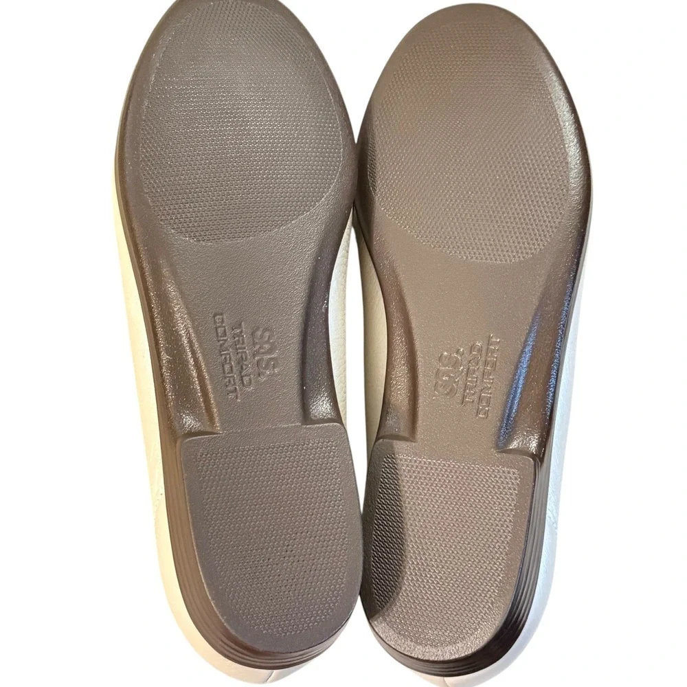 SAS simplify moccasin