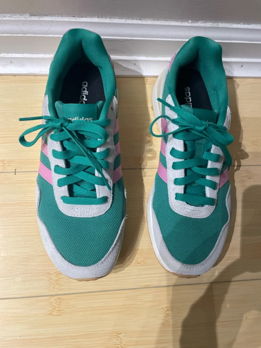 adidas Women's Run‎ 60s 4.0 Ami court green,bliss pink,warm vanilla size 7.5