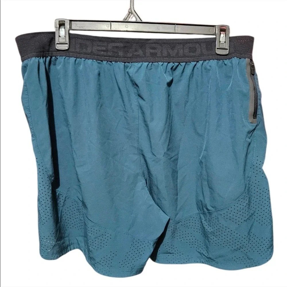 Under Armour side feature