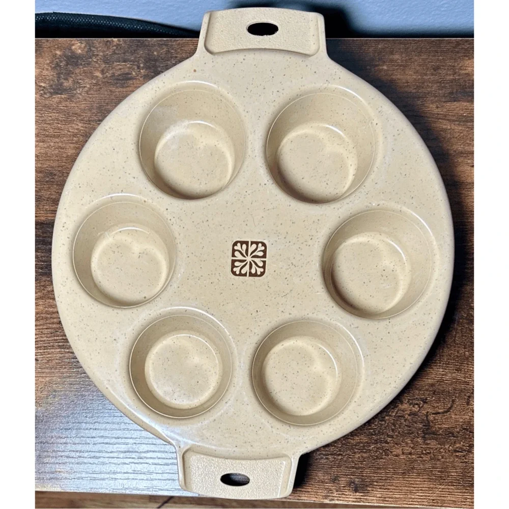 LittonWare vintage microwave