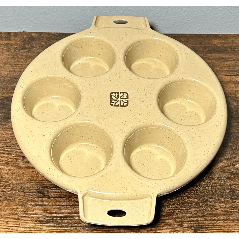 LittonWare vintage microwave