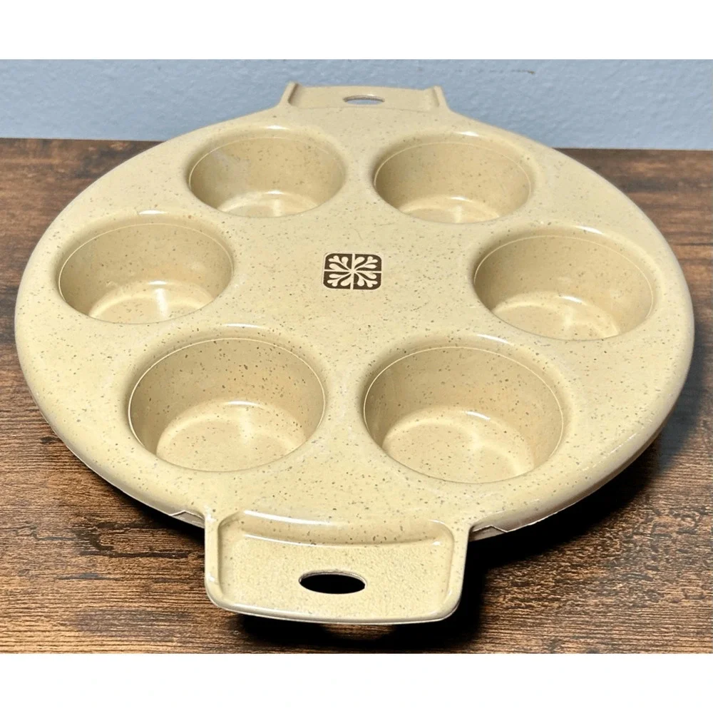 LittonWare vintage microwave