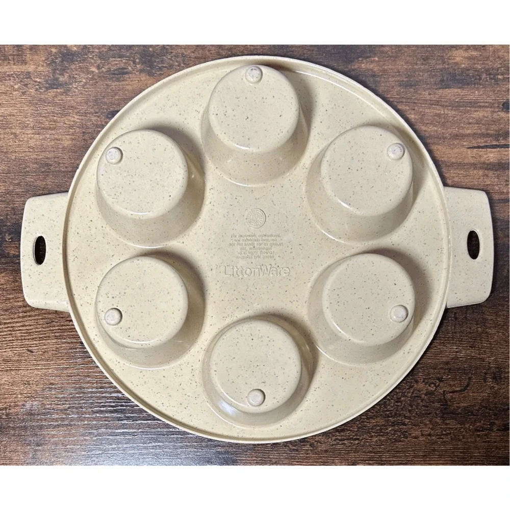 LittonWare vintage microwave