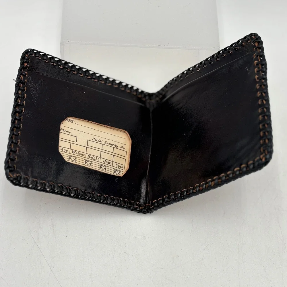 Handmade compartment id