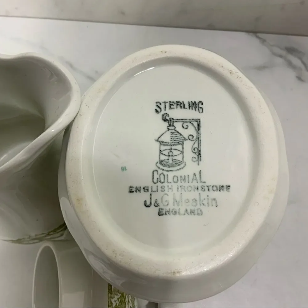 VINTAGE Colonial J&G Meakin Creamer and Sugar set