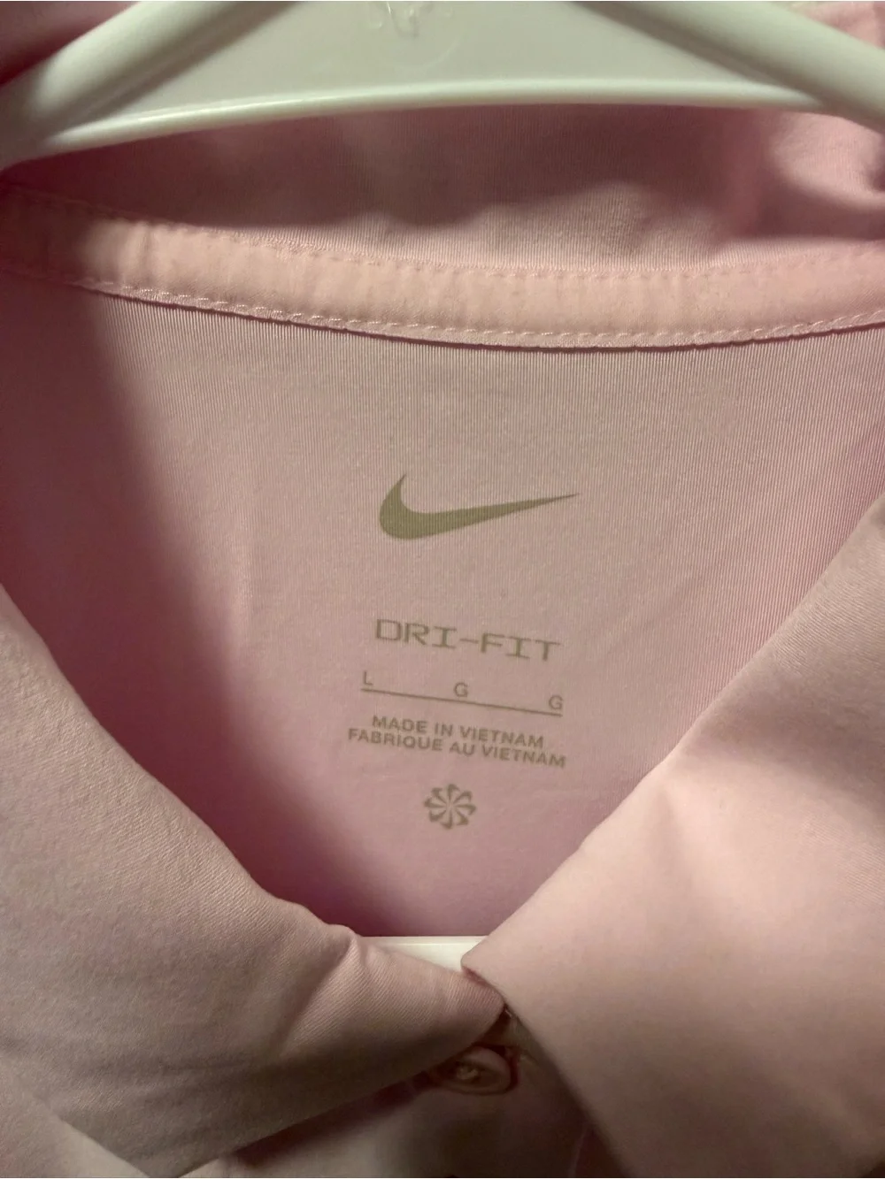 Nike Women’s Victory Dri-FIT Golf Polo. Color - Pink Foam. Size - Large