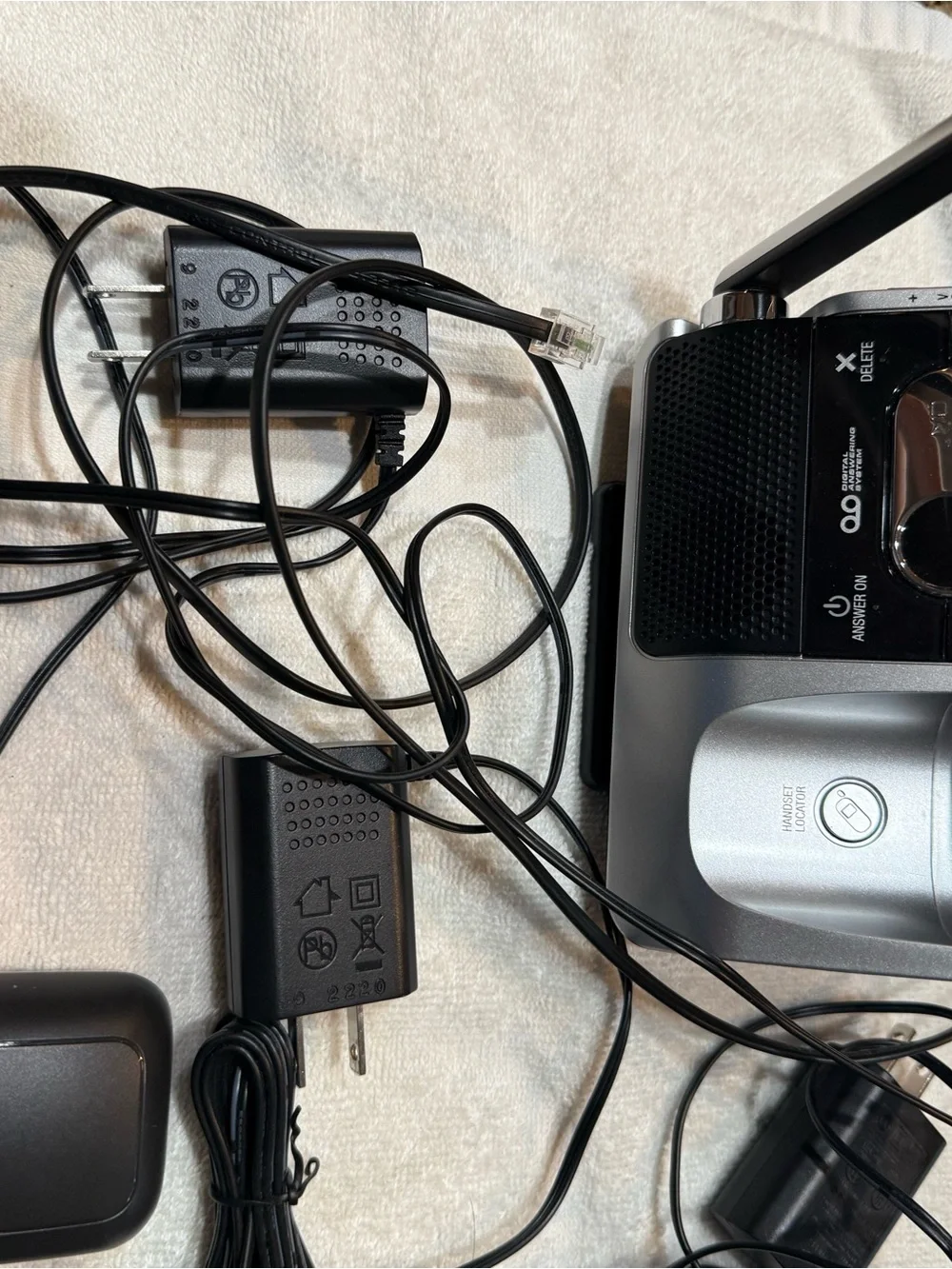 AT&T cordless phone